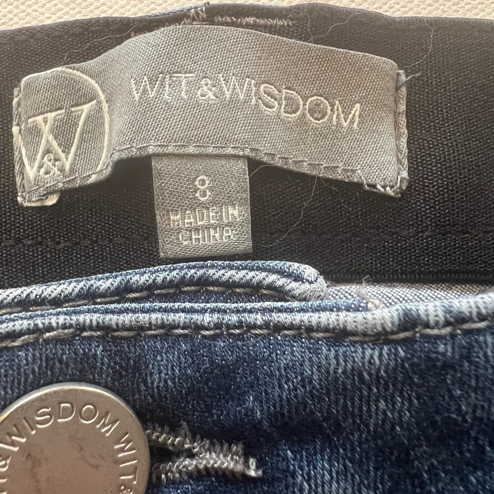 EUC Women's Wit & Wisdom Jeans Size 8/25" Inseam (A2) - Picture 7 of 8